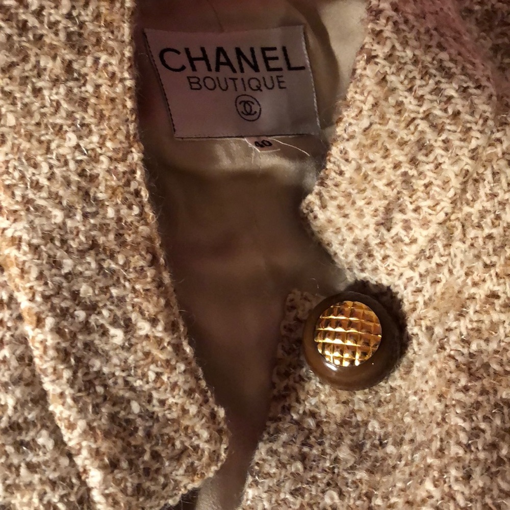 ISO Chanel Button
